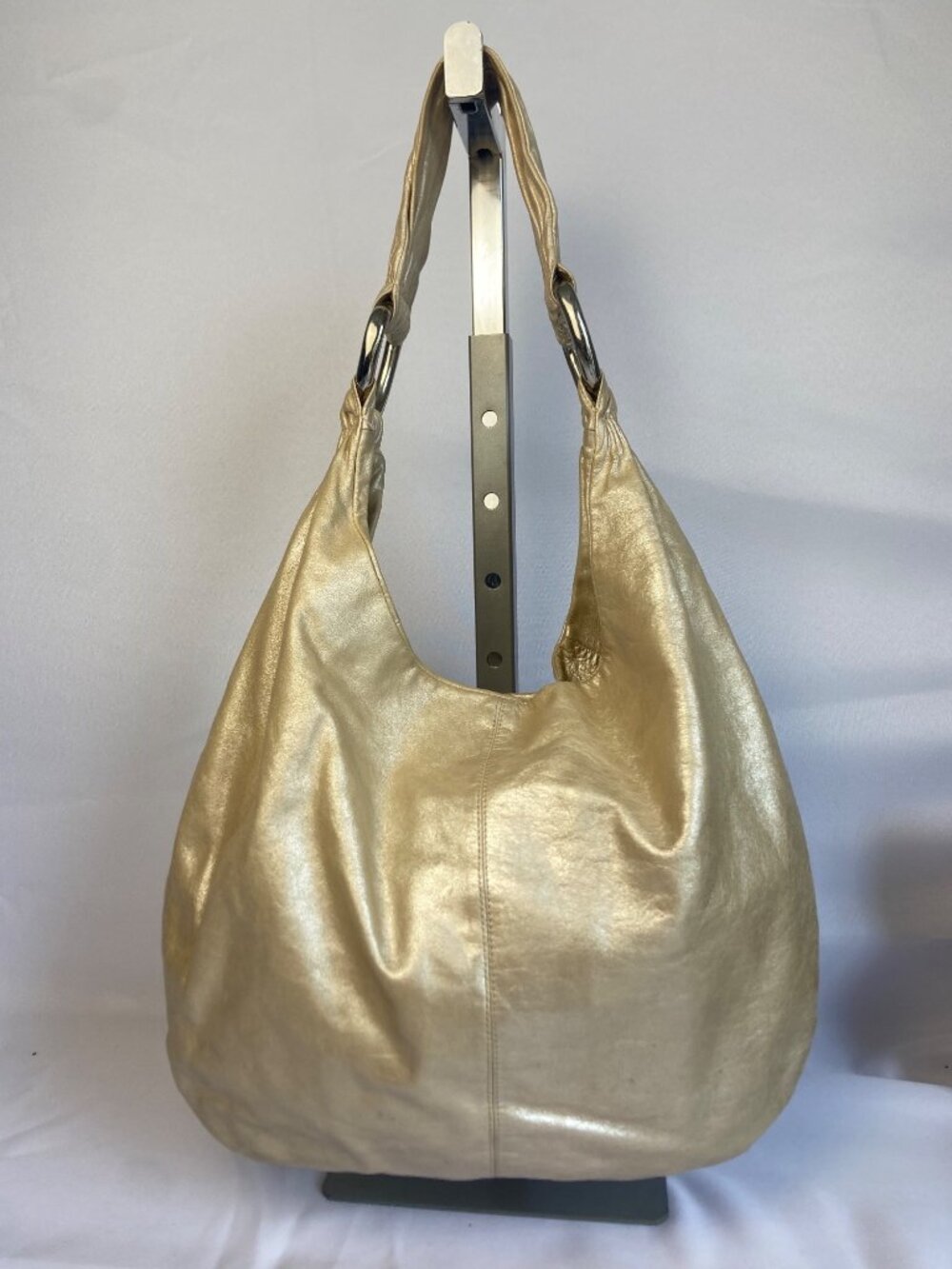 Hobo International Sheila Metallic Gold Crackle Leather Shoulder Bag Hobo - Picture 2 of 12